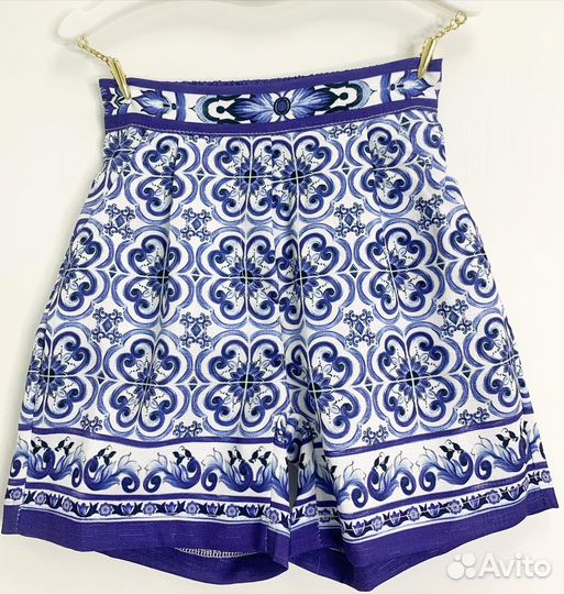 Костюм для девочки. Топ+шорты