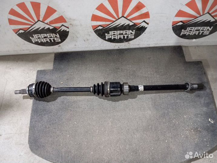 Привод правый Mazda 3 BP
