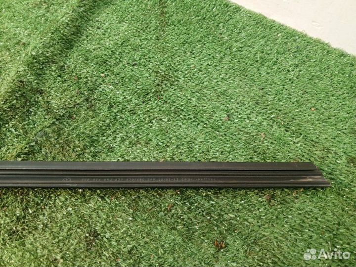 Бархотка внутренняя передняя левая Volkswagen Polo