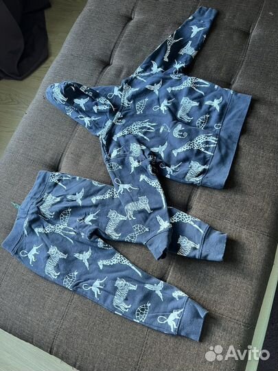 Спротривнвй костюм для мальчика