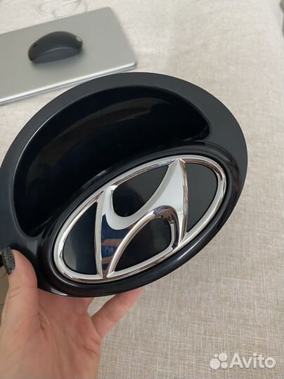 Ручка крышки багажника solaris новая