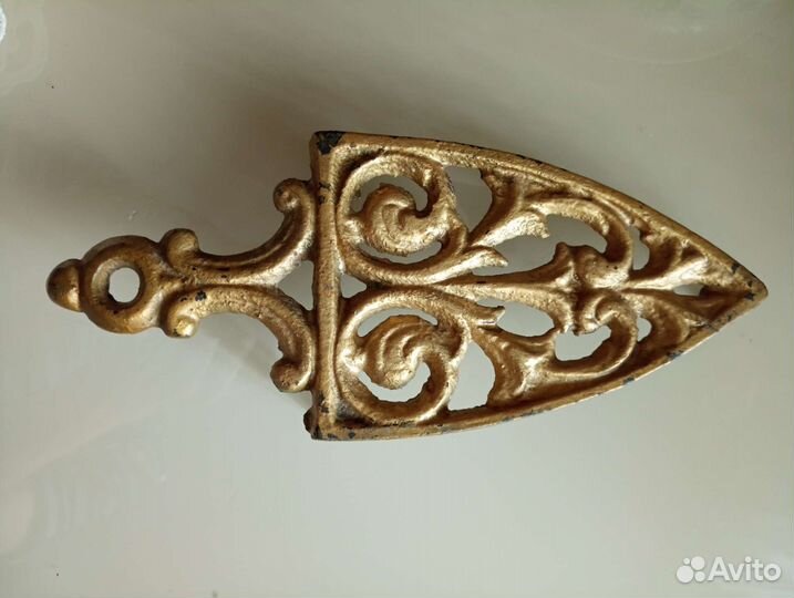 Подставка под утюг