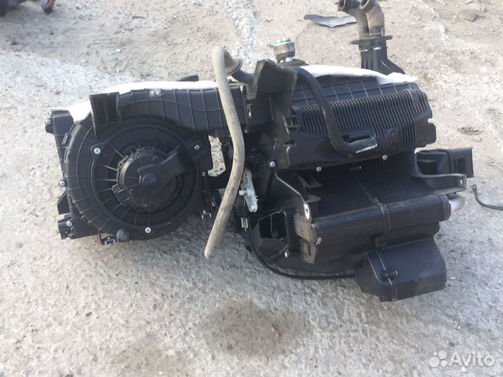 Хендай солярис печка в сборе с кондиционером