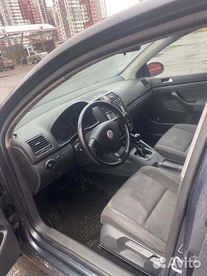 Volkswagen Golf 1.6 МТ, 2007, 256 618 км