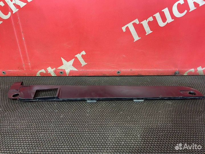Накладка стойки левой Scania 5-series