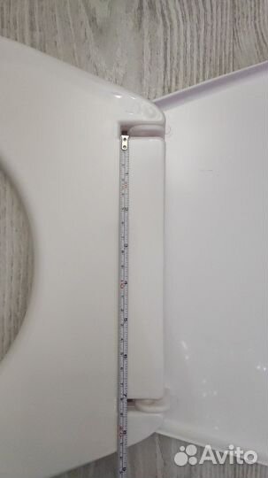 Крышка для унитаза новая