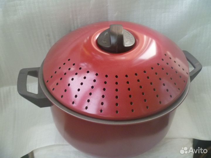 Кухонная посуда: Кастрюля Тефлоновая для Спагетти