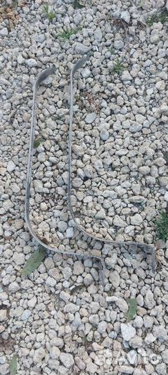 Крепление бензобака на Cadillac CTS