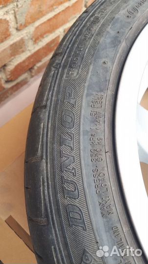 Dunlop Direzza DZ102 235/45 R17 и 255/40 R17 94W