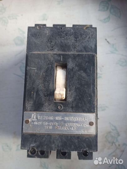 Автоматический трёхфазный выключатель 63А