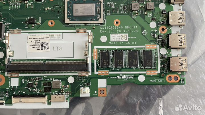 Материнская плата