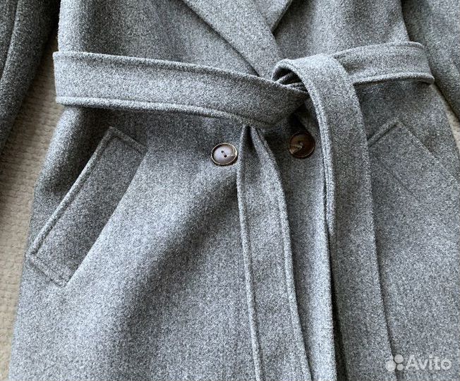 Пальто женское осень 44 утепленное