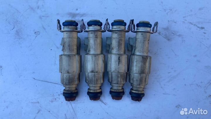 Форсунка топливная Mazda 6 (GG)