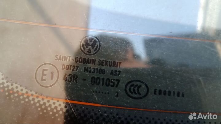 Крышка багажника 5G6827025AA Volkswagen Golf 7 (2012-2019)