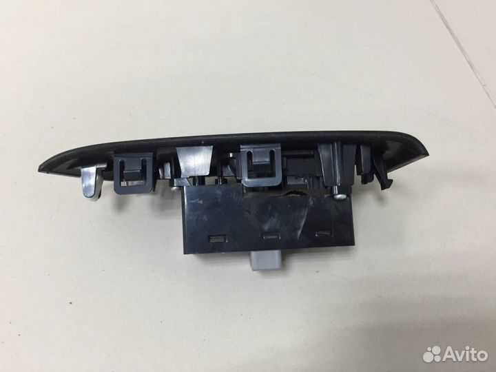 Кнопка стеклоподъемника Honda Accord 8 CU 2008-201