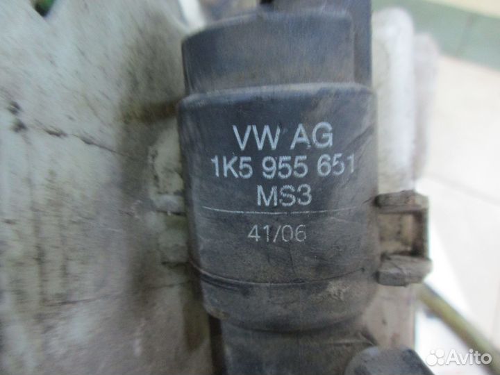 Бачок омывателя T5 7h0955453L