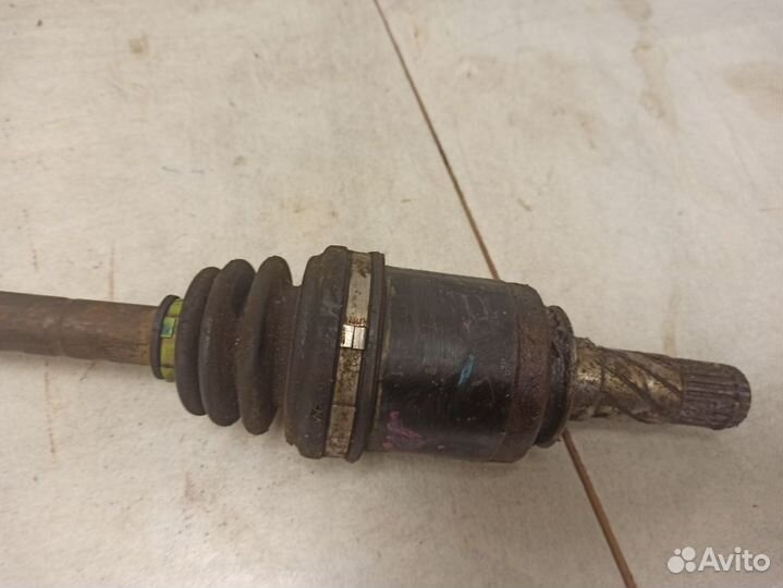 Привод задний Субару