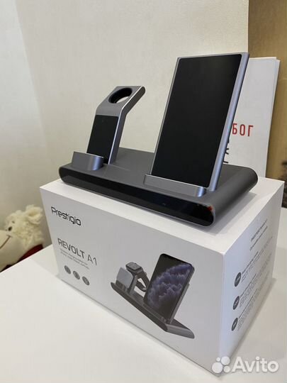 Беспроводная зарядка для iPhone 3 в 1