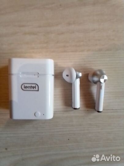 Беспроводные наушники