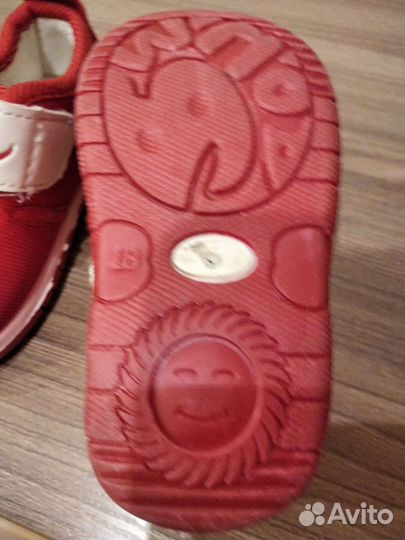 Кроссовки для девочек