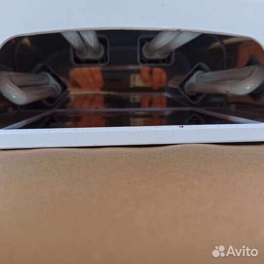 Лампа для ногтей