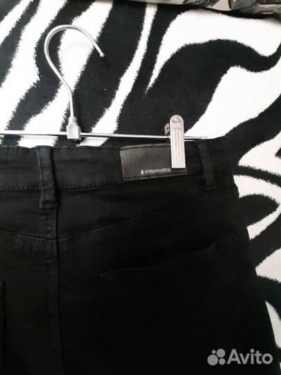 Джинсы stradivarius 38 skinny