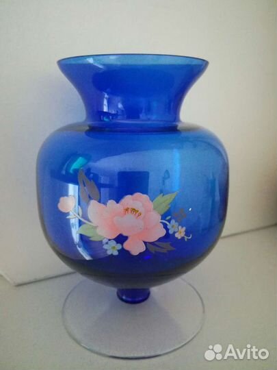 Стаканы, вазочка