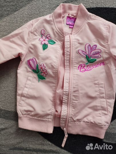 Ветровка для девочки 104 110