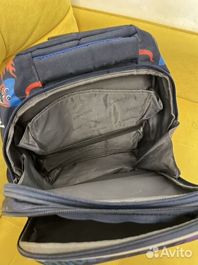 Рюкзак школьный хагги-вагги