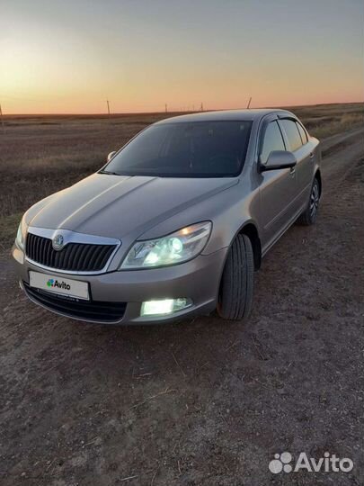 Skoda Octavia 1.8 AT, 2011, 122 000 км