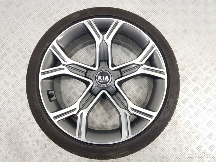 Диск литой R19 Kia Stinger GT
