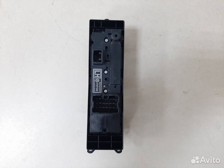 Блок управления стеклоподъемниками Mitsubishi ASX