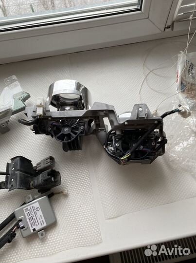 Фара Toyota land cruiser 200 2016 год