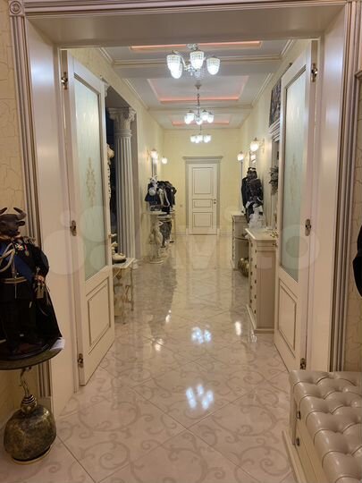 Дом 345 м² на участке 6 сот.