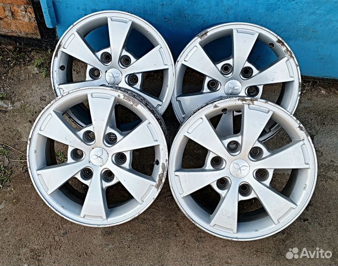 Литые диски R16 6x139.7 Mitsubishi