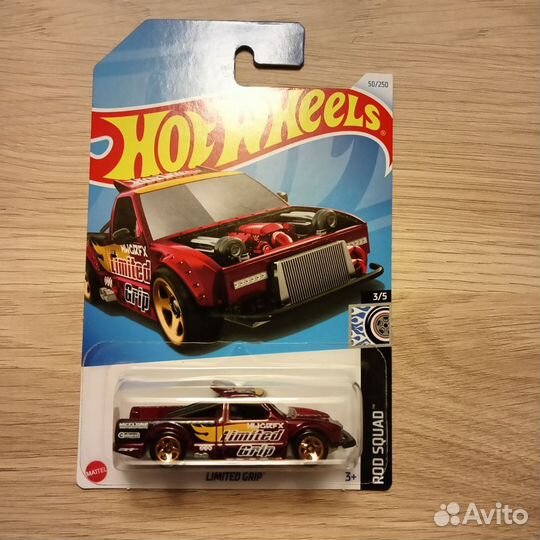 Hot wheels машинки