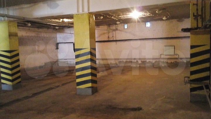 Машиноместо, 23 м²