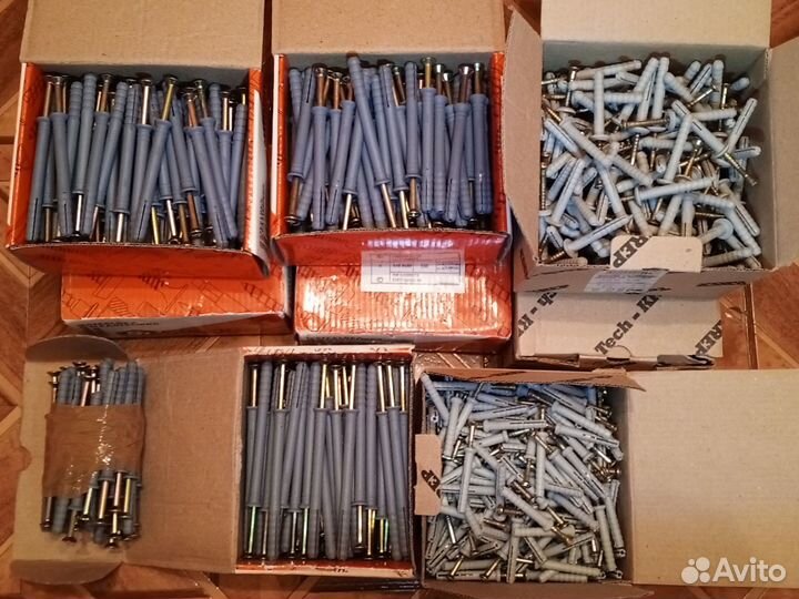 Дюбель гвоздь