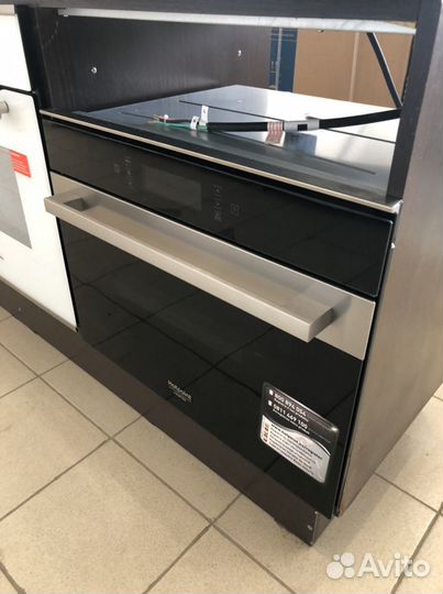 Духовой шкаф с функцией пароварки Hotpoint ariston
