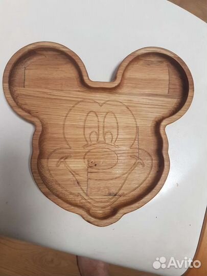 Тарелка из дерева дубовая