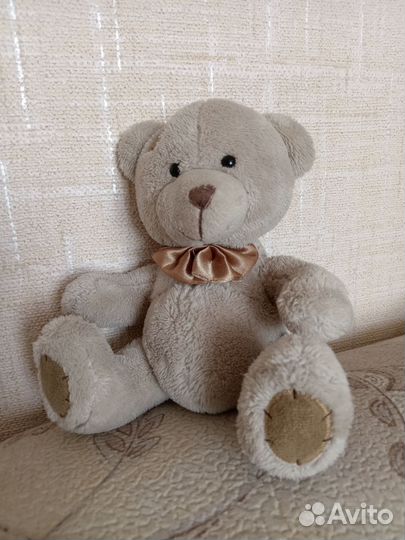 Плюшевый медведь