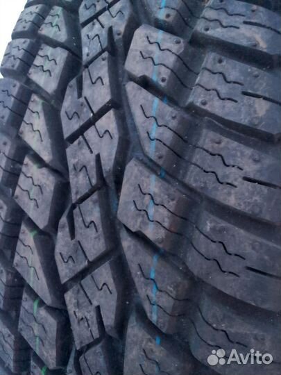 Toyo Open Country A/T 215/70 R16