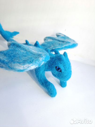 Дракон из шерсти Ручная работа