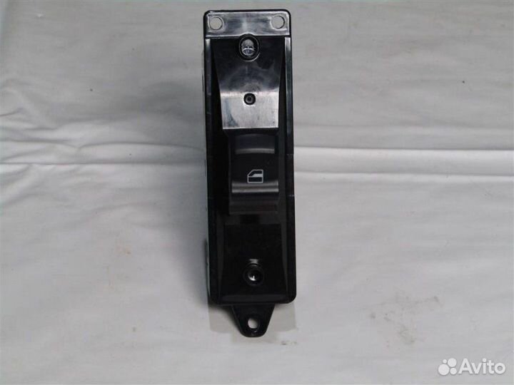 Кнопка стеклоподъемника задняя левая Haval F7 X
