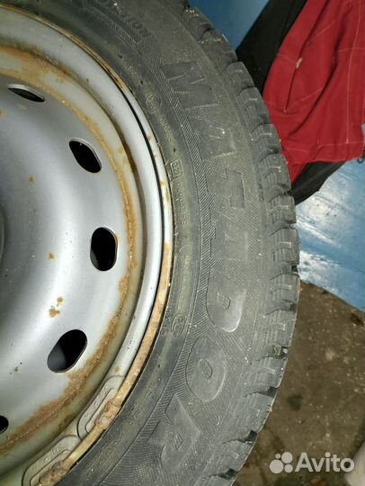 Продам зимние колеса R15