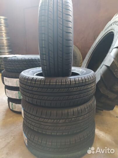 Triangle TR928 215/65 R16