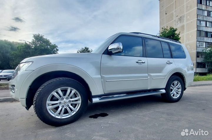 Mitsubishi Pajero 3.8 AT, 2019, 13 000 км