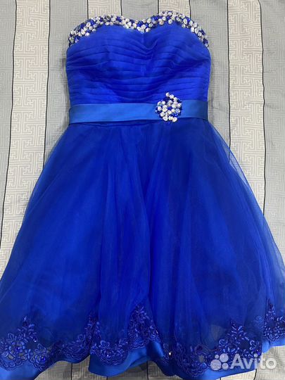 Нарядное платье для выпускницы