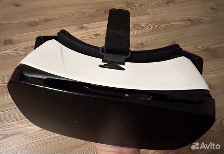 Очки виртуальной реальности samsung gear vr