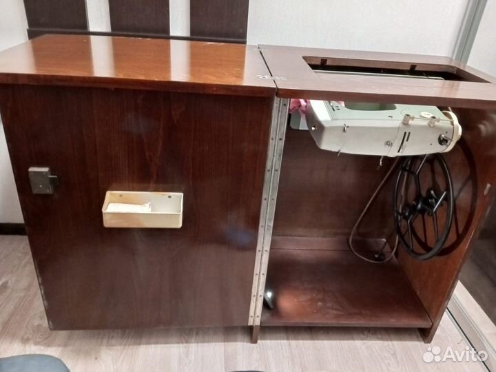 Швейная машинка